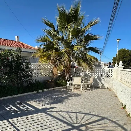 Casa Venus: Salinas De Chalet